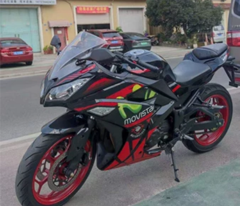 小忍者,车况没得问题哈,公里数,还没有过磨...