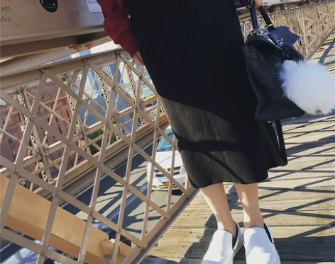 原宿百搭黑色针织裙半身裙女中长款学生… 感...