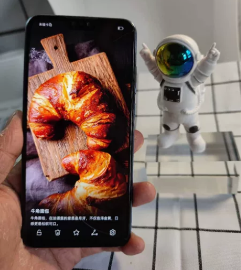 华为畅享9plus 6+128g 成色8成...