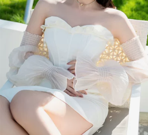 从一 一字领黑色连衣裙女夏长袖法式收腰显瘦...