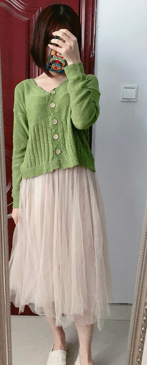 针织上衣 纱裙