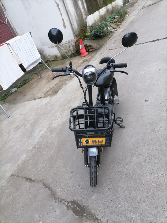 几个月的新日电动车,有需要的过来看,在名城...
