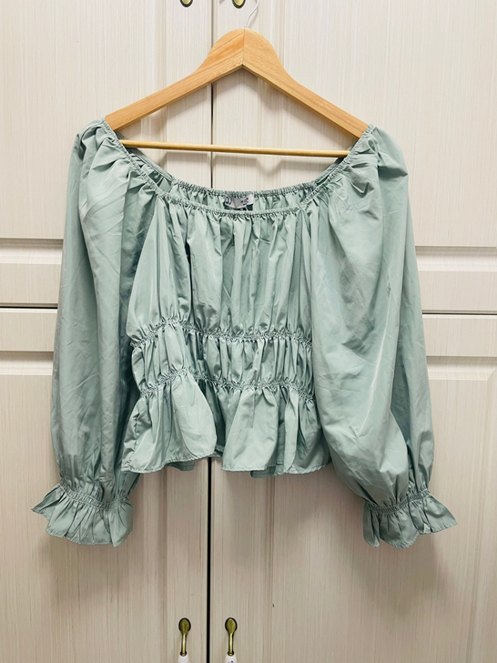 全新秋季方领显瘦泡泡衫长袖衬衫女