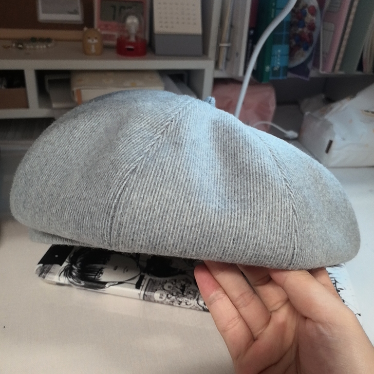 出闲置贝雷帽 | 99新 | 半价出售 |...