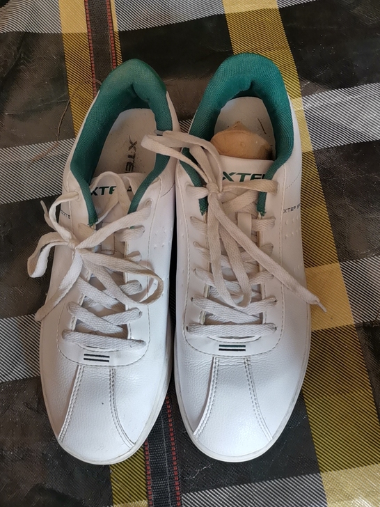 特步,44码,40包邮