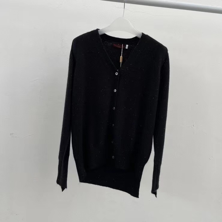 606【维多利】精品羊绒衫，女款V领羊绒开...