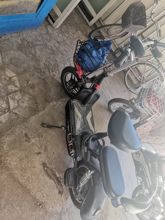 爱玛电动车