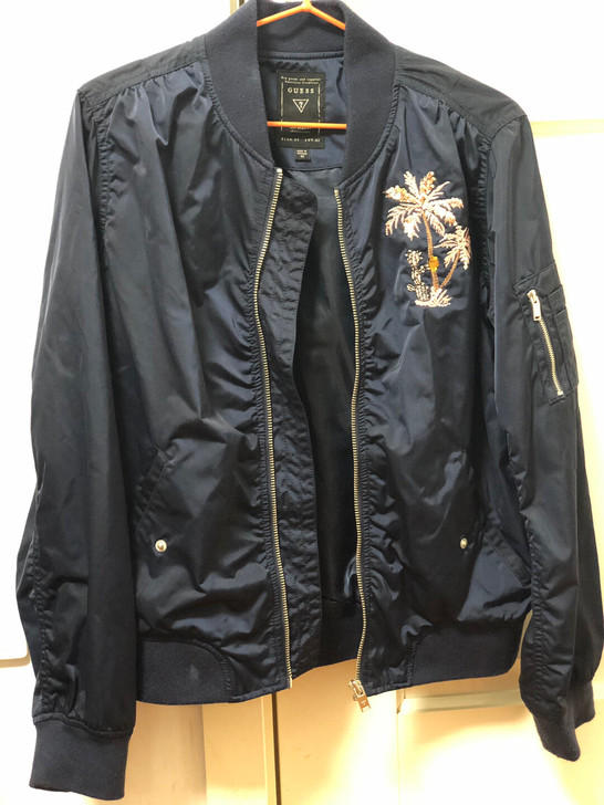 超帅Guess棒球服藏青色刺绣亮片,样子大...