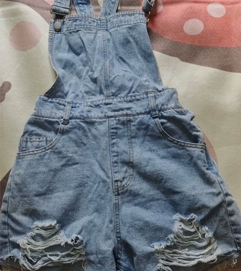 女童145-155身高背带牛仔裤 松紧腰破洞