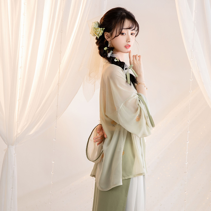池夏竹音 九成新 穿的机会不多 包邮出