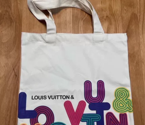 Lv 环保袋 感兴趣的话点“我想要”和我私...