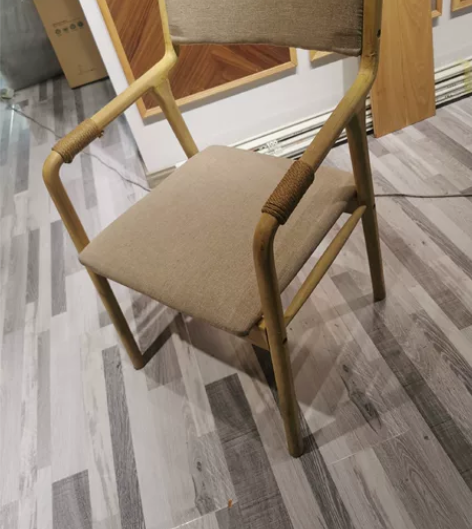 纯实木椅子，特别适合茶馆，一体成型的，工艺...