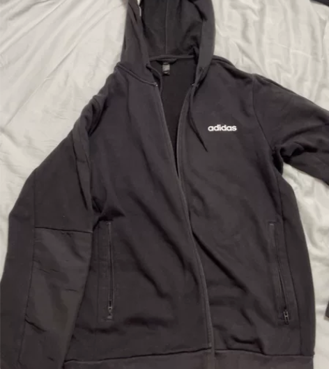 Adidas男士运动服，180码，8成新 ...