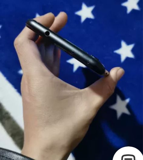 荣耀v20手机，换过屏幕，功能全部正常，内...