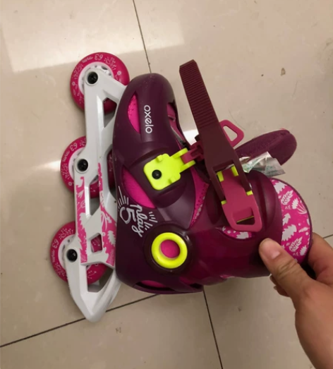 迪卡侬女童溜冰鞋,换大鞋了出闲置。3个尺码...