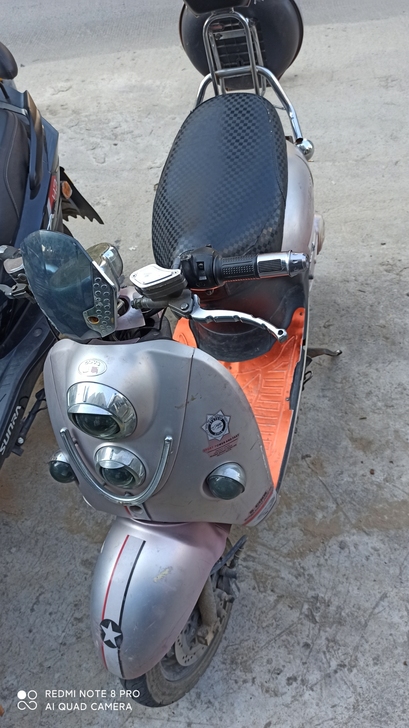 自骑电动车,60v新电瓶,能骑60公里.无...