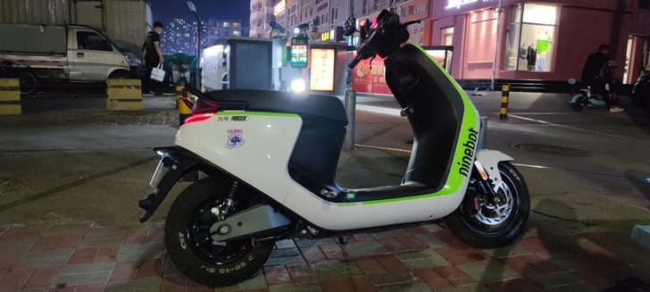 九号E100 20.8月买的