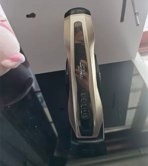 宙斯美容仪，6千多买回来的，用了五六次， ...
