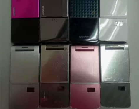 夏普翻盖手机 成色自定义垃圾，功能正常，不...