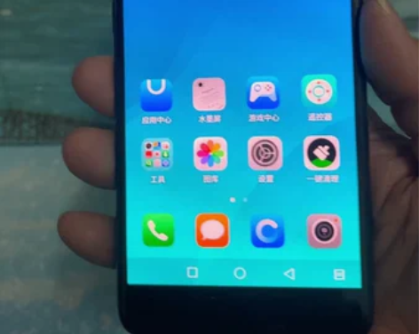 海信A2配置4+64 彩屏老化 不影响使用...