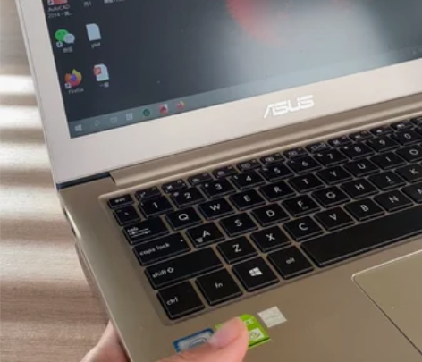 出一台女生自用华硕笔记本，款式不是最新的，...