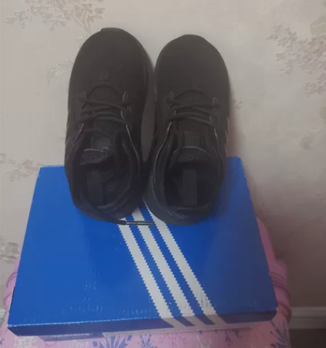 14.5阿迪 专柜购入 感兴趣的话点“我想...