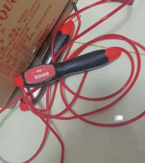 跳绳低价处理 感兴趣的话点“我想要”和我私...