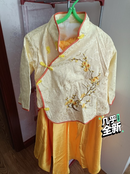 运动会穿过一上午的汉服,160的,压箱底了...