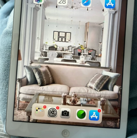 iPad air 16g轻微使用痕迹，充电...