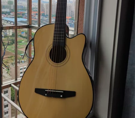 红棉牌吉他38英寸 感兴趣的话点“我想要”...