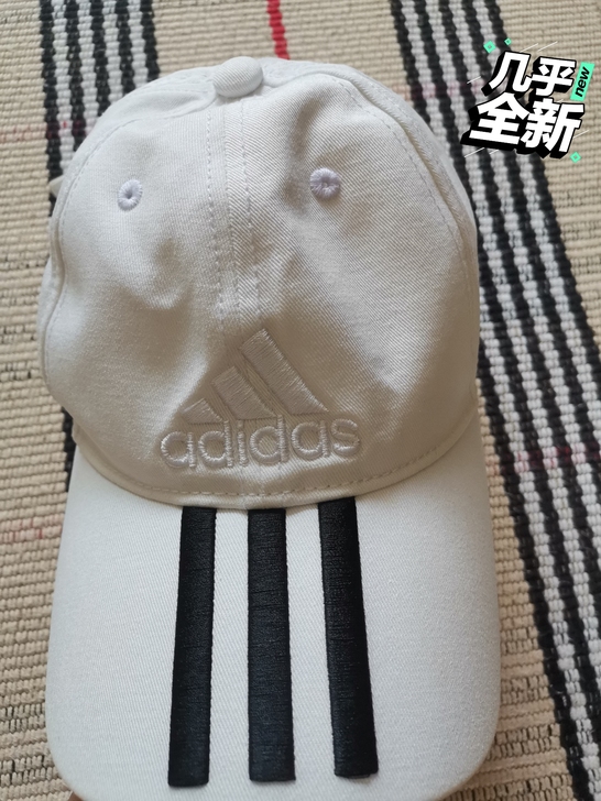 阿迪帽子