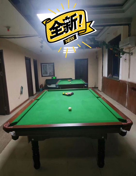 【低价球桌，急售】全新黑八球桌台球桌标准家...