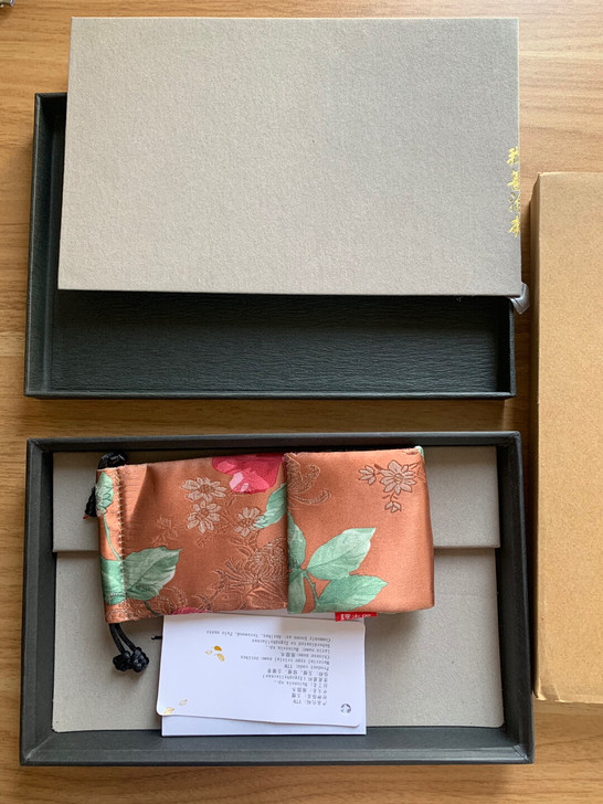 谭木匠  玉檀梳子 包装盒  纸袋  全套...