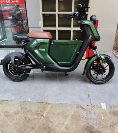 新款小牛全新绿色中箱uqi u+b不锈钢中...