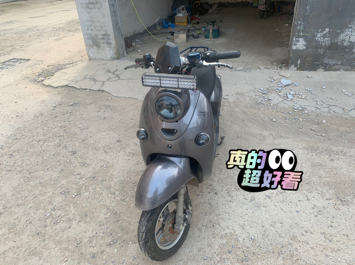 出售小龟一辆，九成新 ，60v一千的电机，...