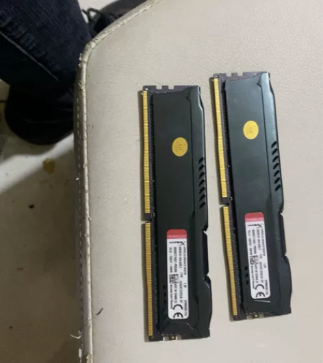 金士顿DDR4 2400 8G电脑内存条，...