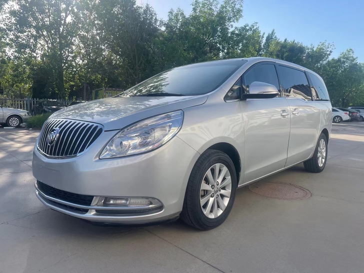 2014年7月，别克GL8，2.4自动CT...