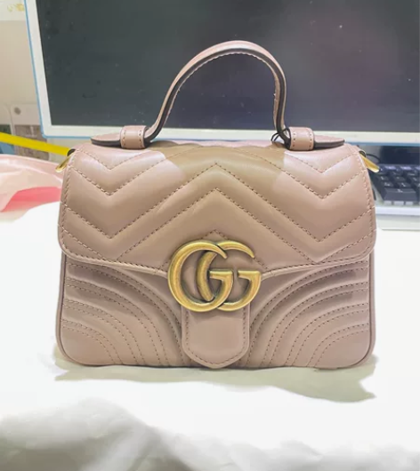 Gucci手提马蒙小号，奶茶色。上周在某二...