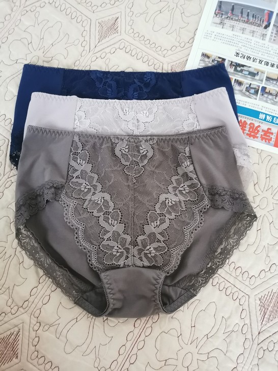 素色纯棉内衣千趣会出口尾单码数齐全数量有限...