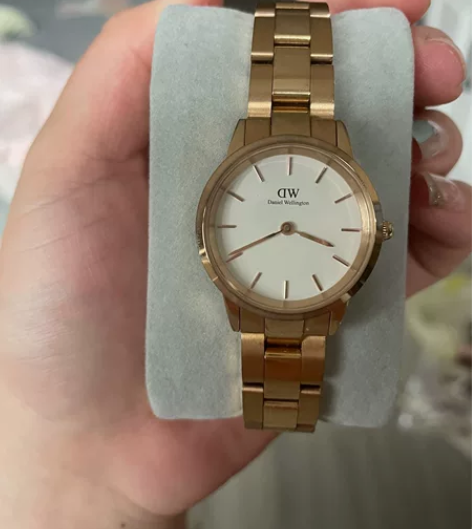 dw手表 28mm专柜买的 感兴趣的话点...