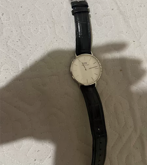 DW手表 不想带了过生日家里人送的 感兴趣...