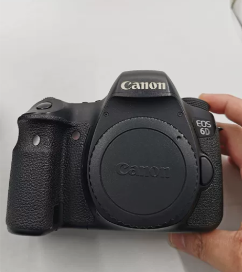 佳能6D 全画幅单反相机机身 外观大约8成...