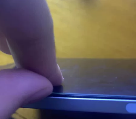 ipad air4,前段时间屏幕摔裂了重新...