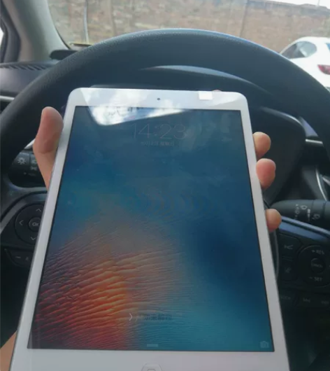 ipad mini  16G  9.3.5...