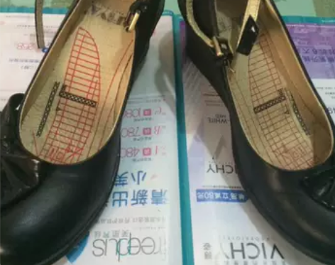 SAFIYA索菲亚真牛皮蝴蝶结坡跟高跟单鞋...