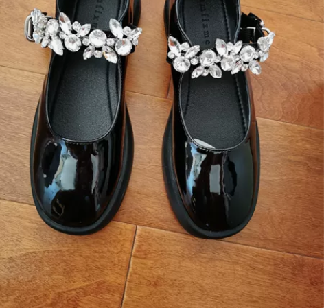 真皮 玛丽珍鞋 全新，漆皮，240码，鞋头...