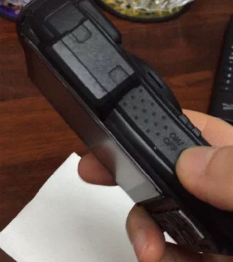 宾得数码相机 WG 1 造型有点酷炫，像个...