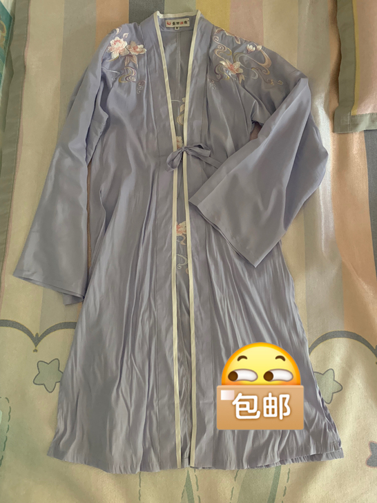 重回汉唐汉服 购于品牌专卖店