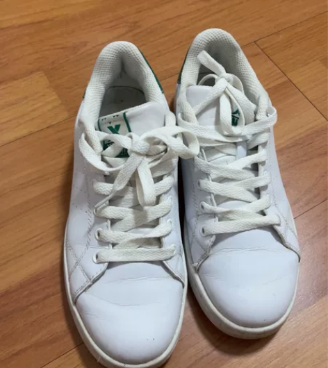 特步女鞋,37码,九成新,包邮,不支持退换...