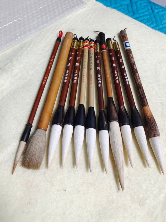 锦华牌京提，善琏湖笔，（左2已出）径斗牛角...